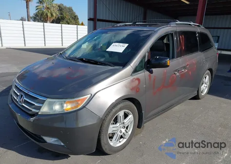 2011 Honda Odyssey Touring/Touring Elite z USA, uszkodzony, nr VIN 5FNRL5H99BB049166
